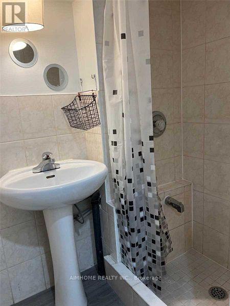 Bsmt - 12 Glasgow Street, Toronto, Ontario  M5T 2B9 - Photo 5 - C12724706