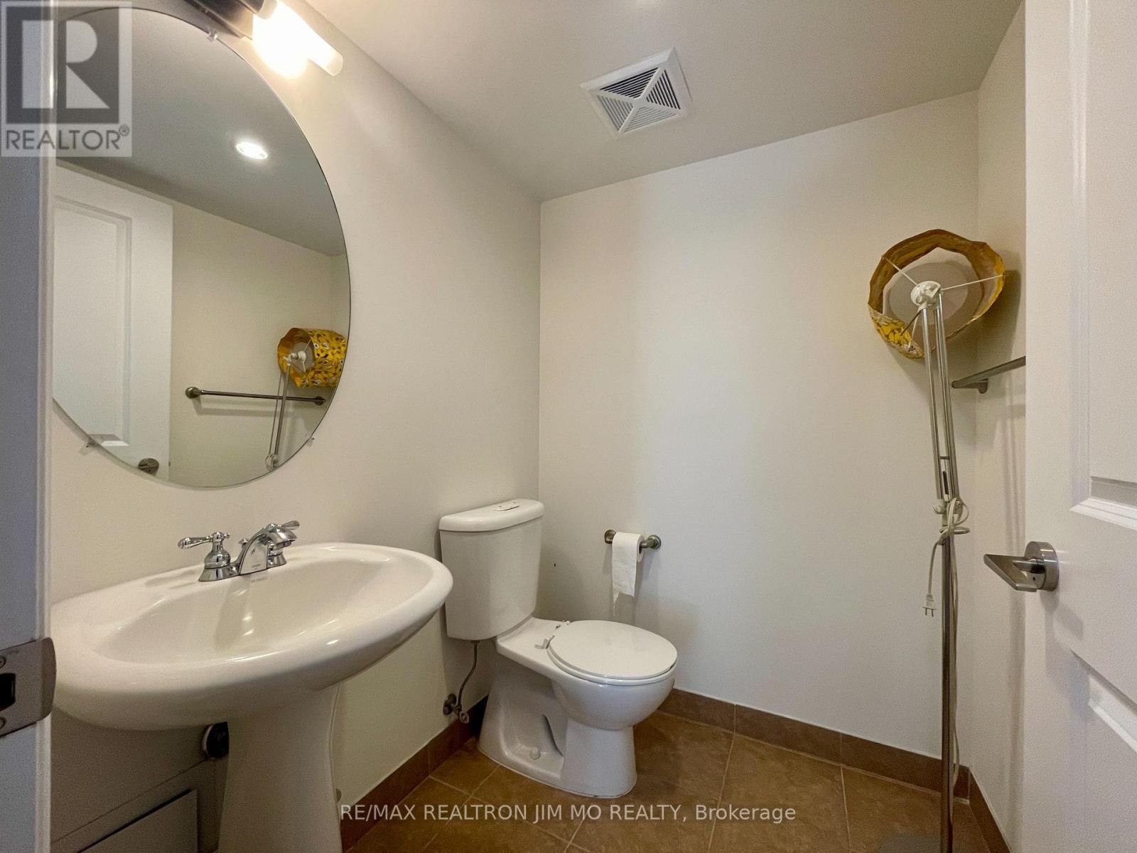 1827 - 500 Doris Avenue, Toronto, Ontario  M2N 0C1 - Photo 10 - C12724724