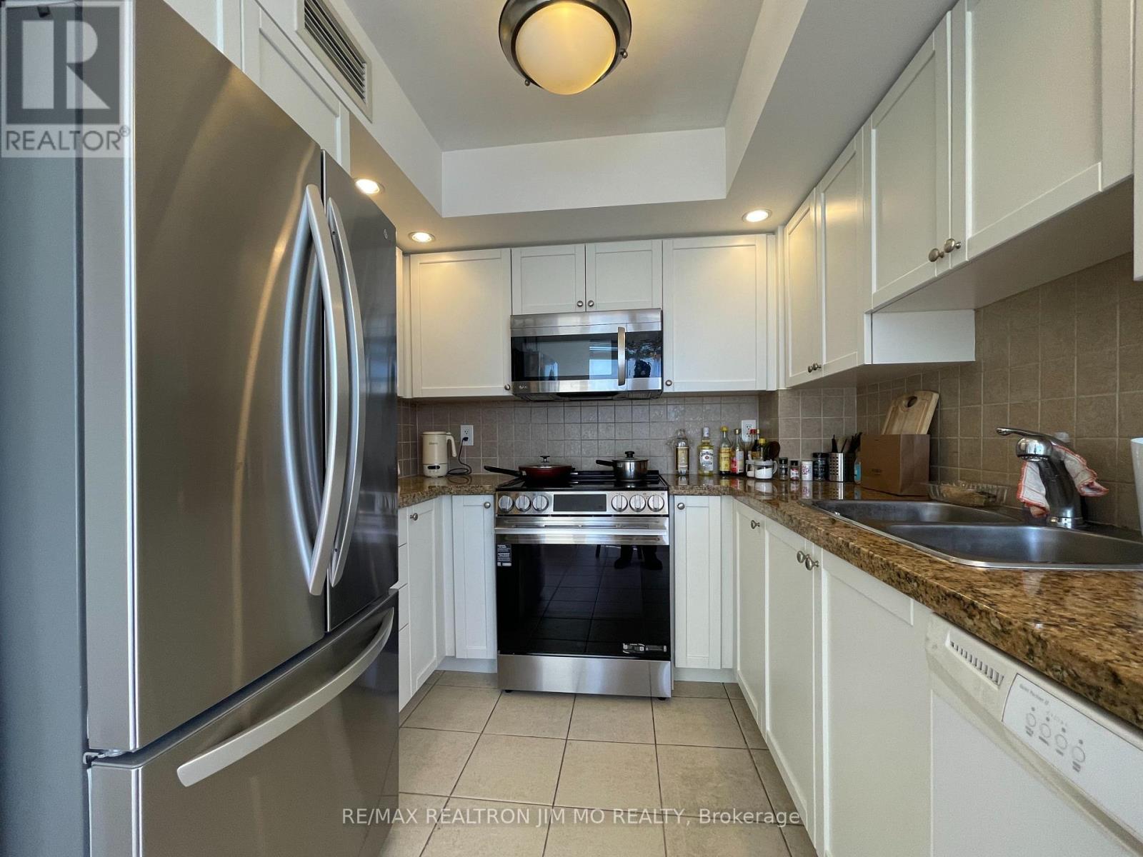 1827 - 500 Doris Avenue, Toronto, Ontario  M2N 0C1 - Photo 12 - C12724724