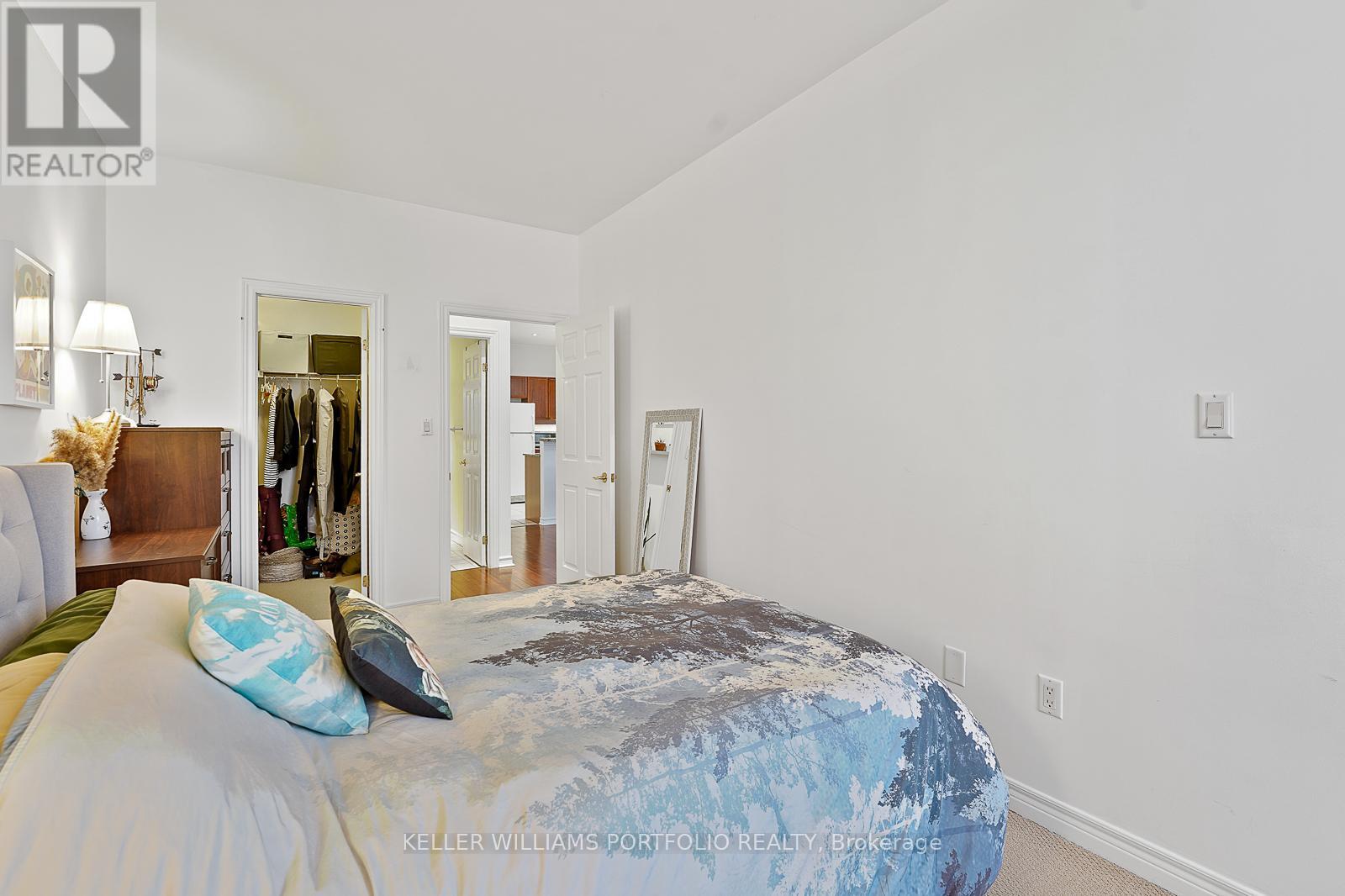 206 - 1 Leaside Park Drive, Toronto, Ontario  M4H 1R1 - Photo 25 - C12724754