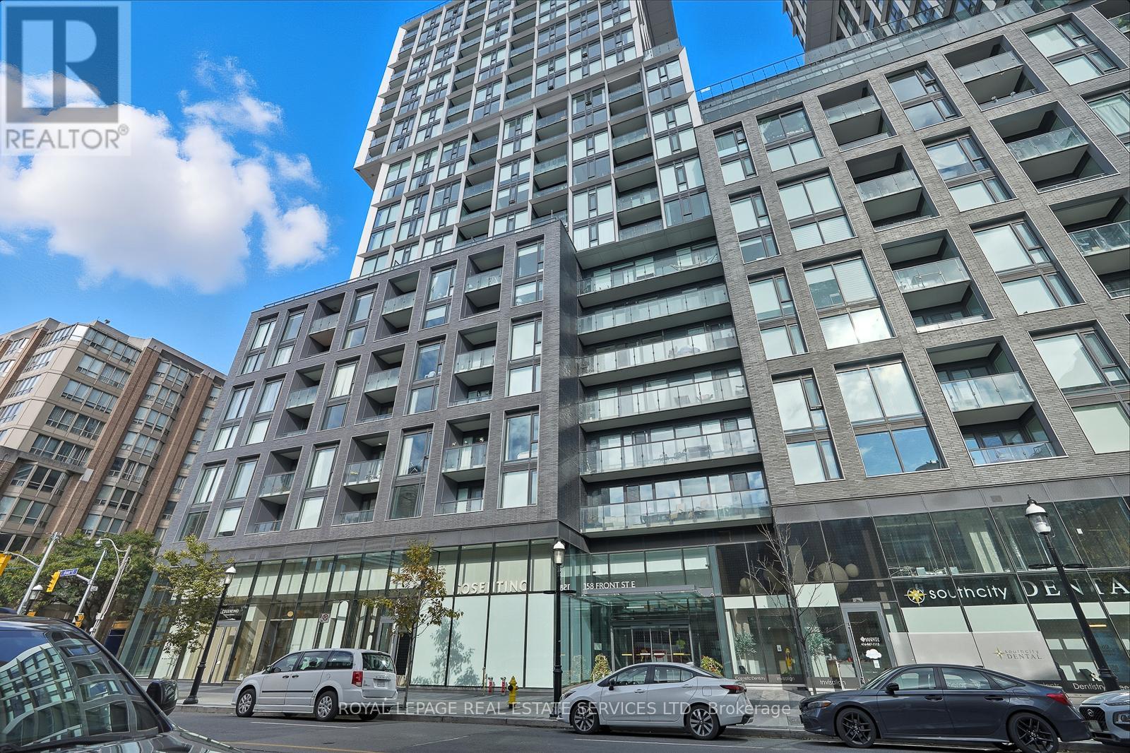 2107 - 158 FRONT STREET E, Toronto, Ontario