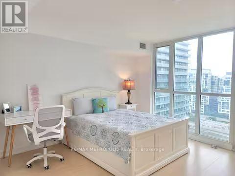 2208 - 85 Queens Wharf Road, Toronto, Ontario  M5V 0J9 - Photo 10 - C12724790