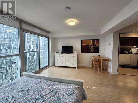 2208 - 85 Queens Wharf Road, Toronto, Ontario  M5V 0J9 - Photo 12 - C12724790