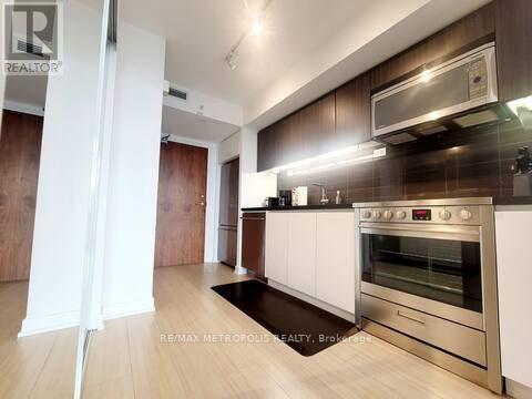 2208 - 85 Queens Wharf Road, Toronto, Ontario  M5V 0J9 - Photo 7 - C12724790