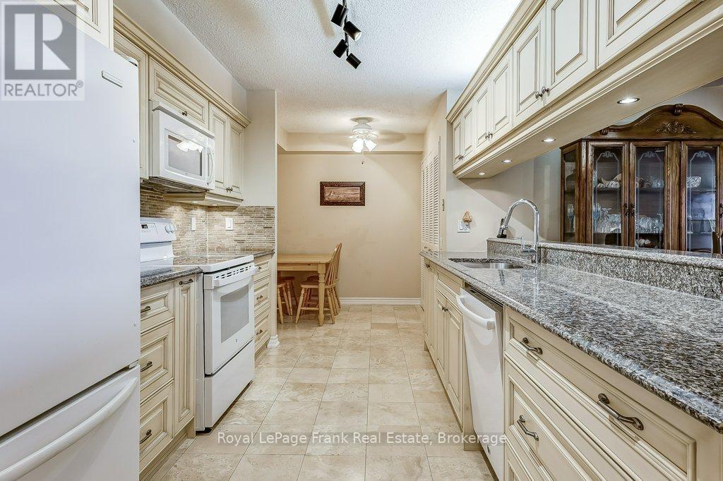 306 - 100 Upper Madison Avenue, Toronto, Ontario  M2N 6M4 - Photo 6 - C12724806