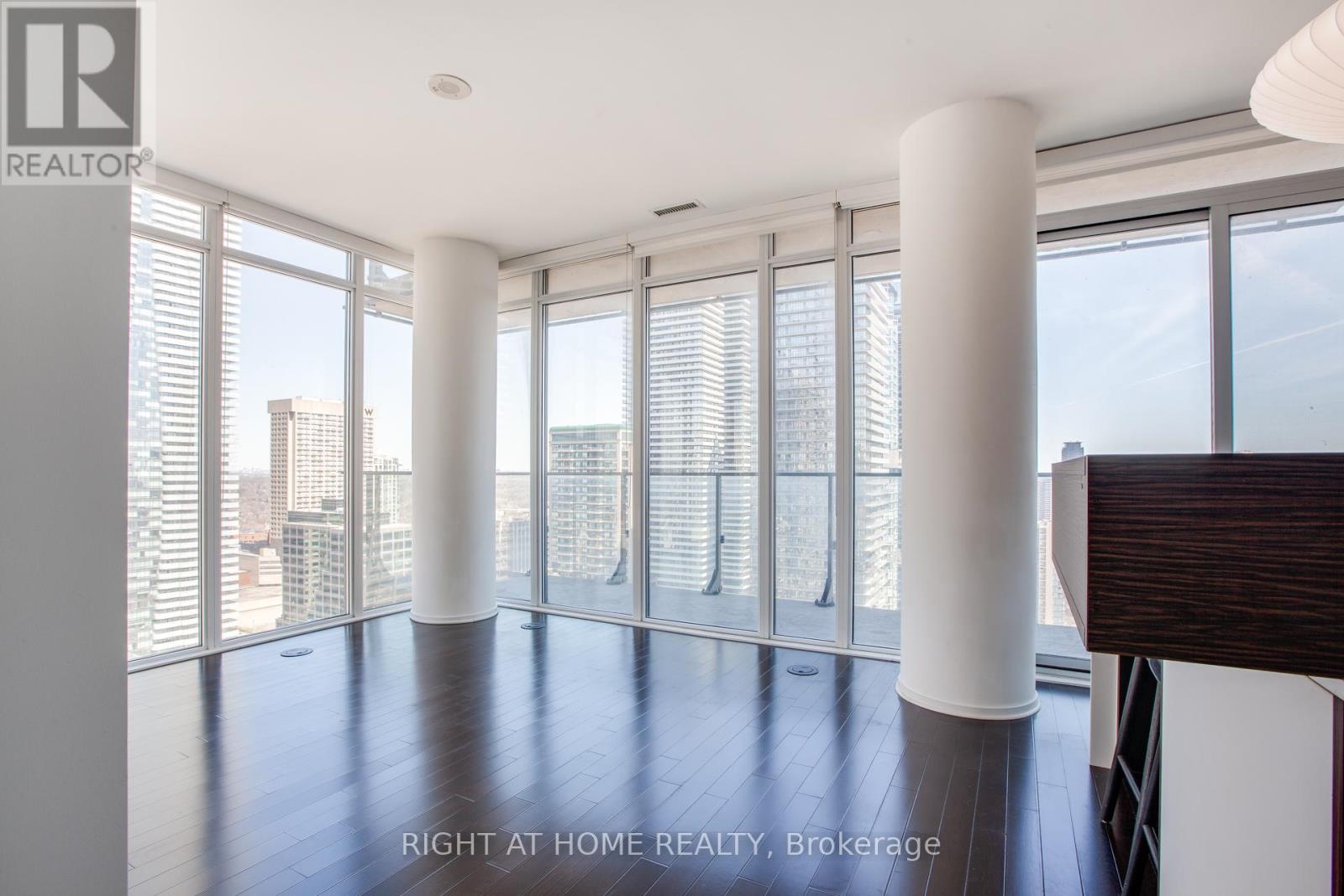 3008 - 75 St Nicholas Street, Toronto, Ontario  M4Y 0A5 - Photo 11 - C12724812