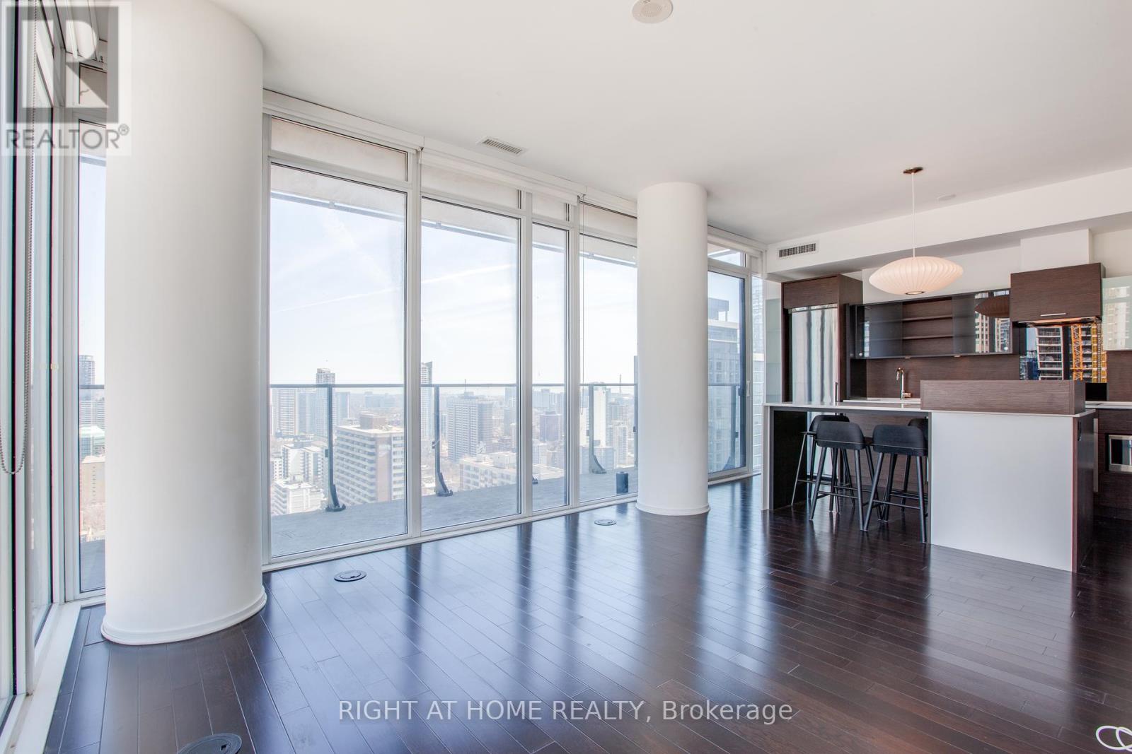 3008 - 75 St Nicholas Street, Toronto, Ontario  M4Y 0A5 - Photo 12 - C12724812