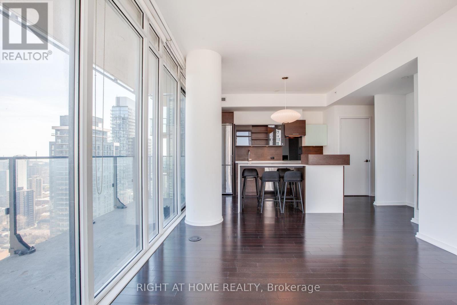 3008 - 75 St Nicholas Street, Toronto, Ontario  M4Y 0A5 - Photo 13 - C12724812