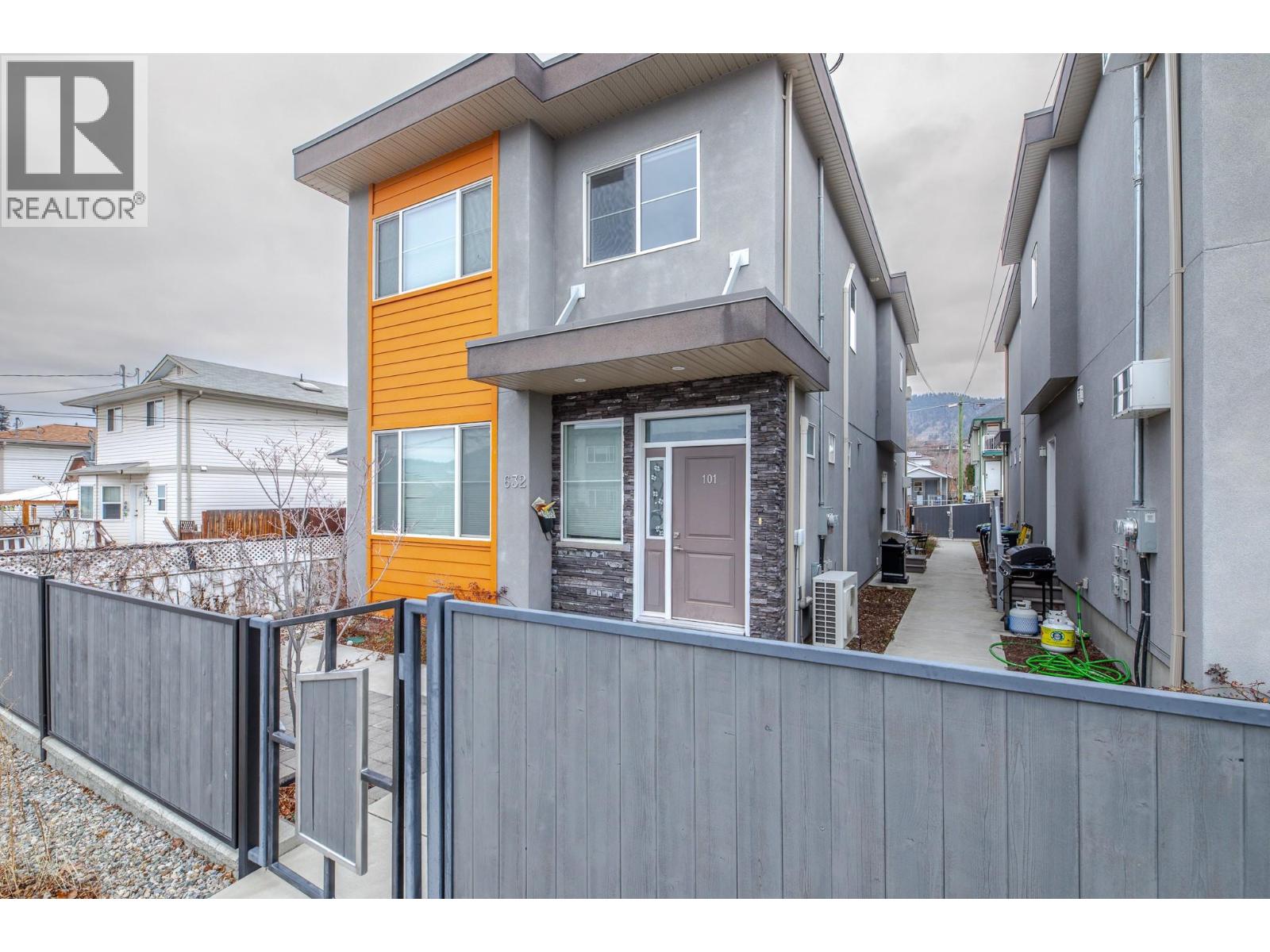 632 Burns Street Unit# 101, Penticton, British Columbia  V2A 4X3 - Photo 2 - 10373678