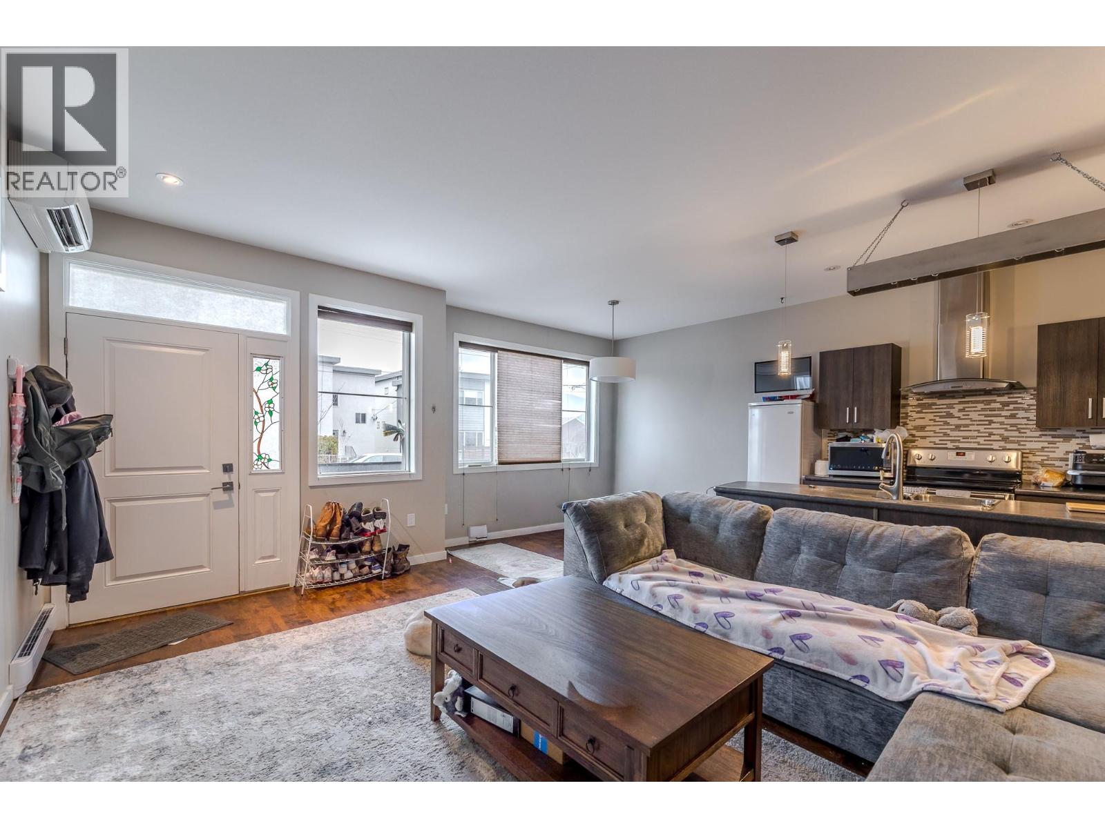 632 Burns Street Unit# 101, Penticton, British Columbia  V2A 4X3 - Photo 4 - 10373678