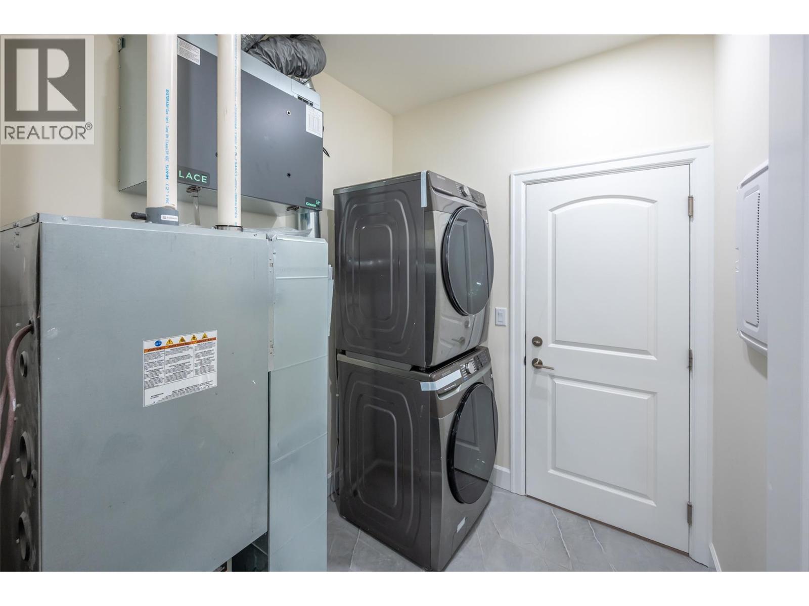 243 Bentgrass Avenue, Oliver, British Columbia  V0H 1T3 - Photo 8 - 10373733