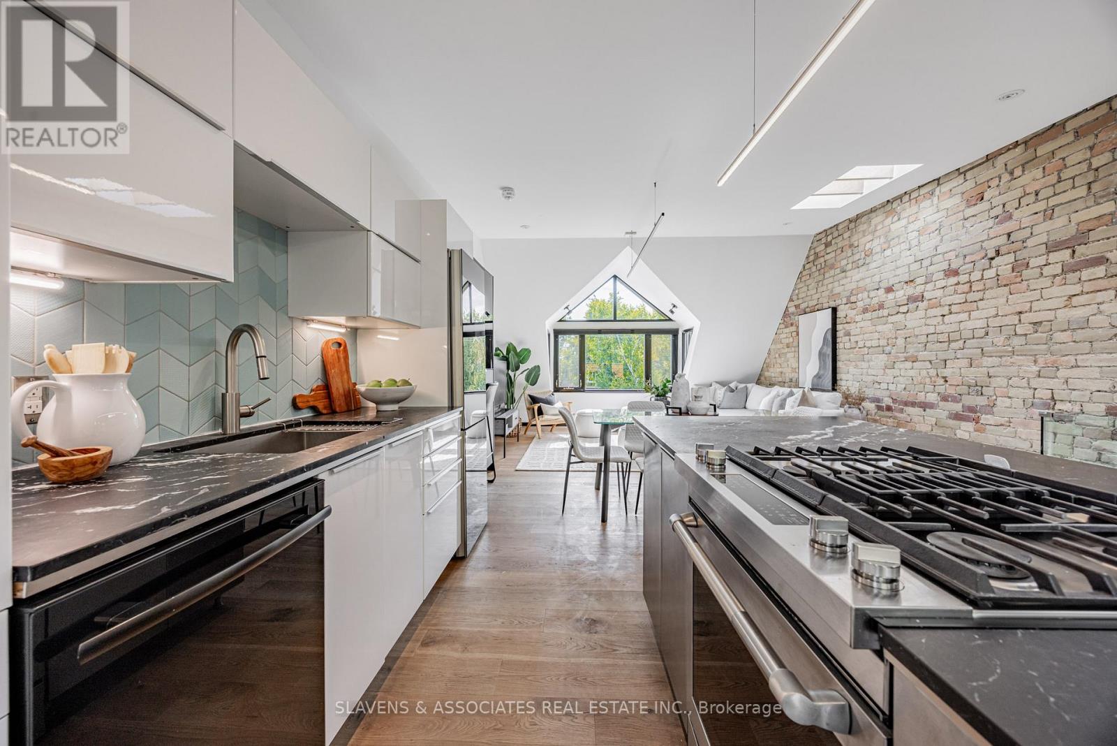 38 Wroxeter Avenue, Toronto, Ontario  M4K 1J6 - Photo 19 - E12724680