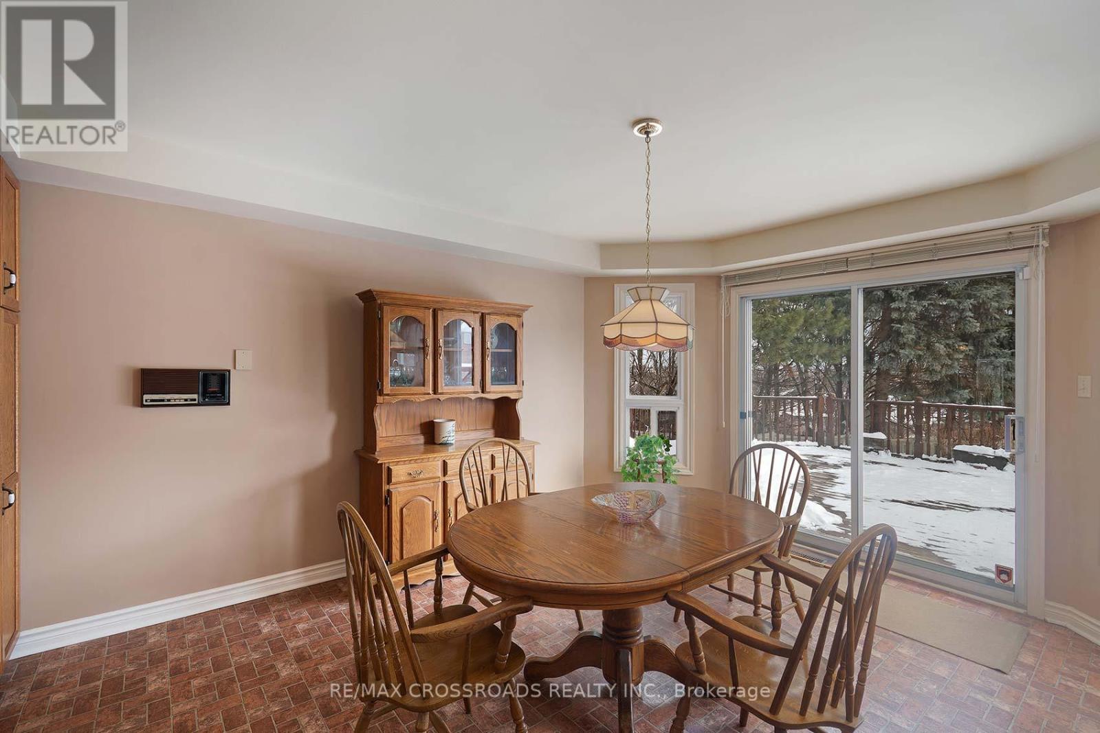 11 Sayor Drive, Ajax, Ontario  L1T 3K2 - Photo 11 - E12724776