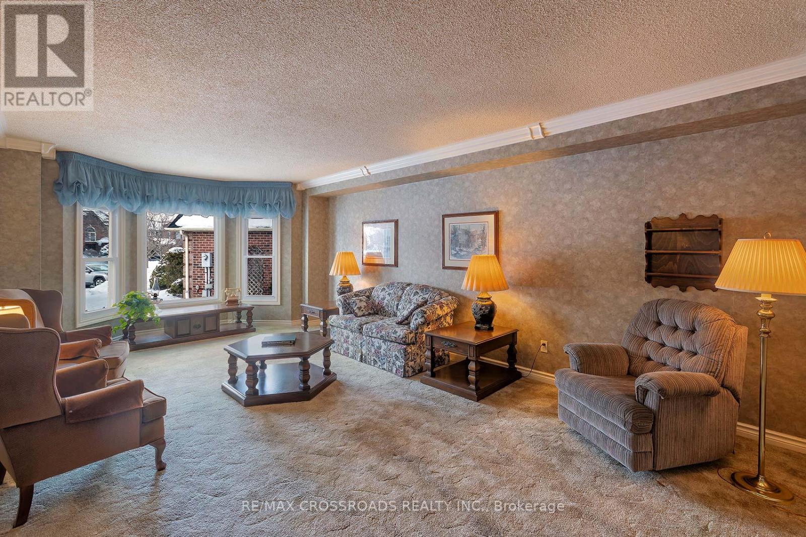 11 Sayor Drive, Ajax, Ontario  L1T 3K2 - Photo 14 - E12724776