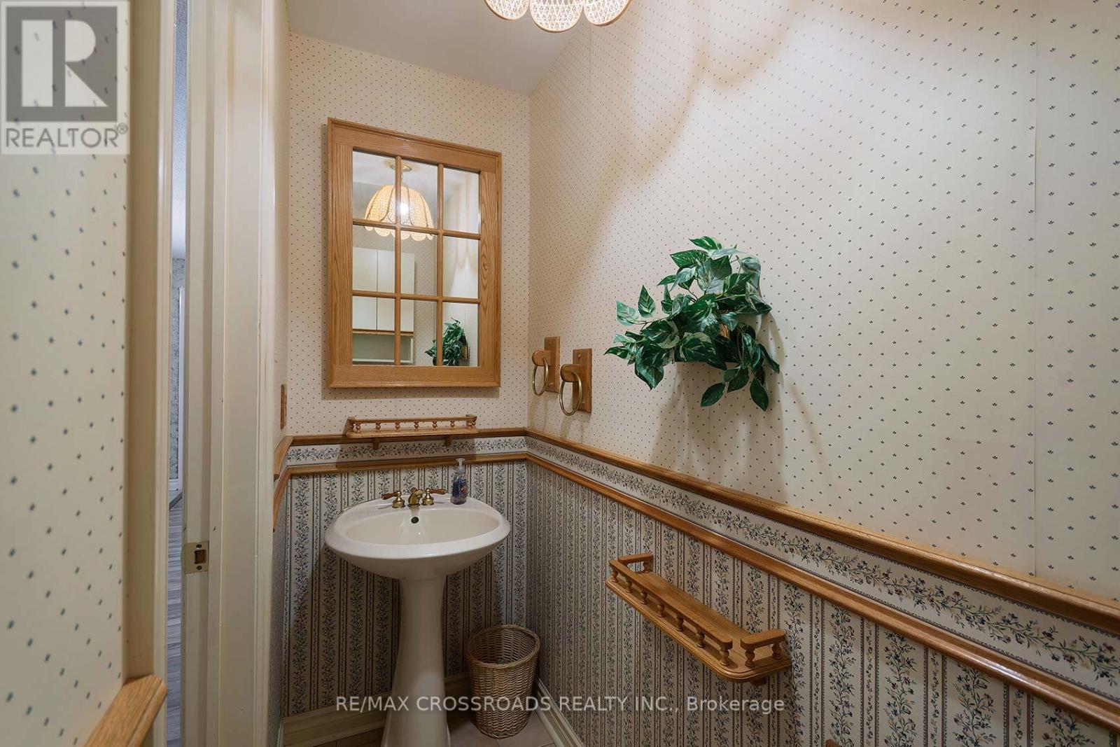 11 Sayor Drive, Ajax, Ontario  L1T 3K2 - Photo 18 - E12724776