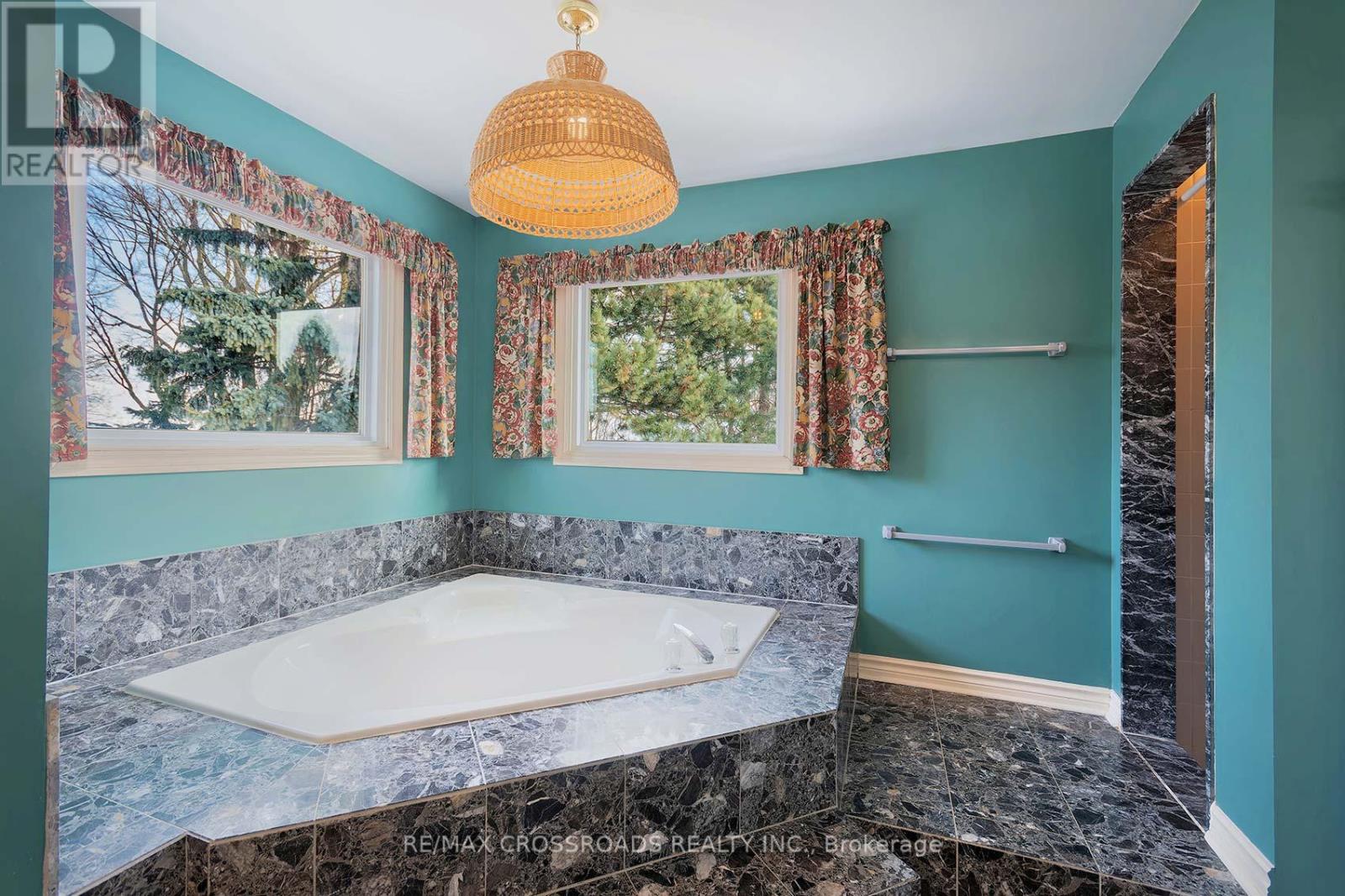 11 Sayor Drive, Ajax, Ontario  L1T 3K2 - Photo 25 - E12724776