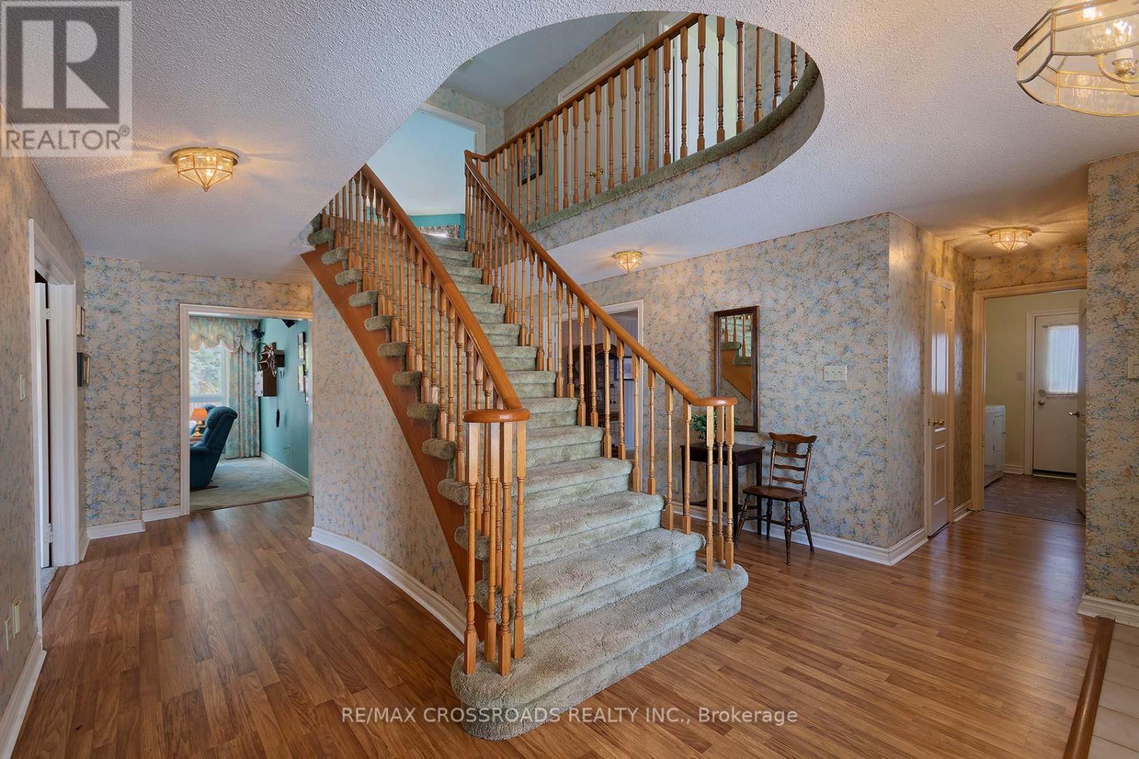 11 Sayor Drive, Ajax, Ontario  L1T 3K2 - Photo 4 - E12724776