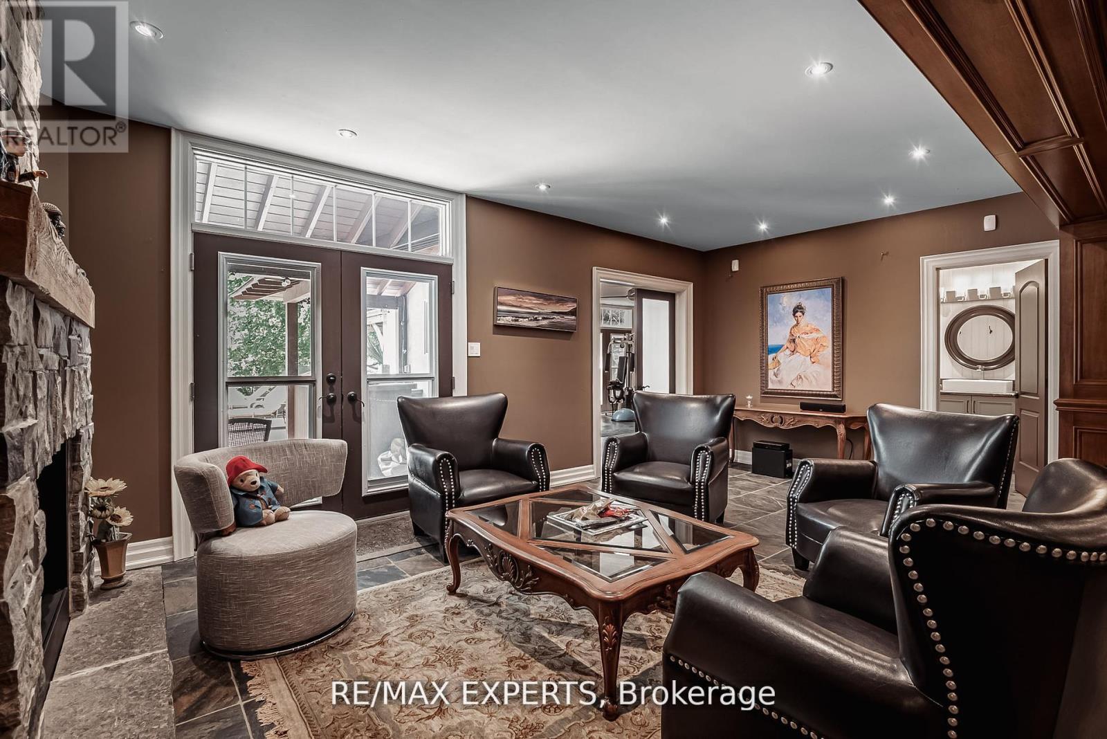 8 Alm Court, Aurora, Ontario  L4G 6W7 - Photo 34 - N12724686