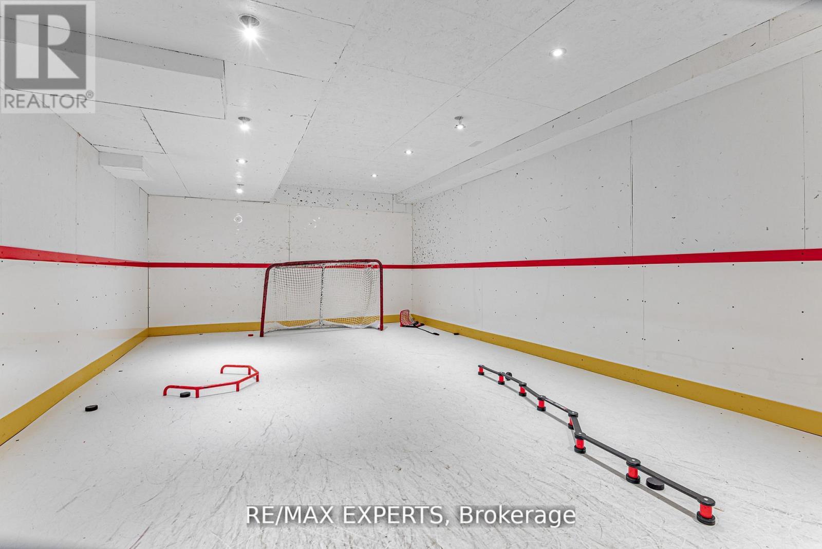 8 Alm Court, Aurora, Ontario  L4G 6W7 - Photo 40 - N12724686