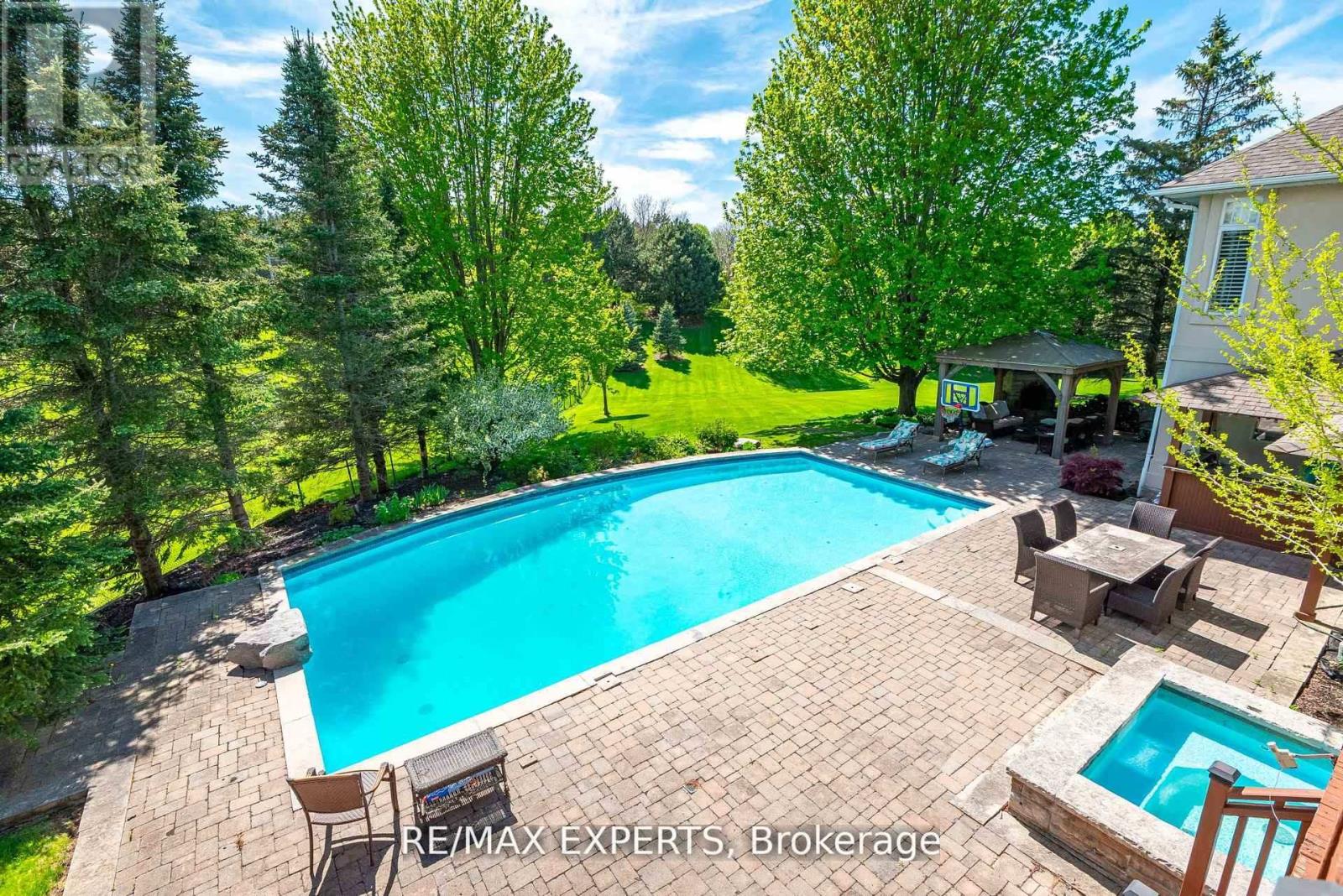 8 Alm Court, Aurora, Ontario  L4G 6W7 - Photo 45 - N12724686