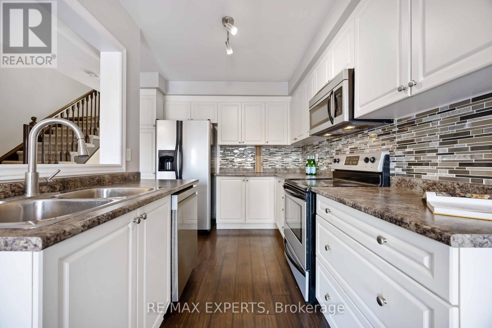 5 Lodestone Lane, Whitchurch-Stouffville, Ontario  L4A 0W6 - Photo 22 - N12724820