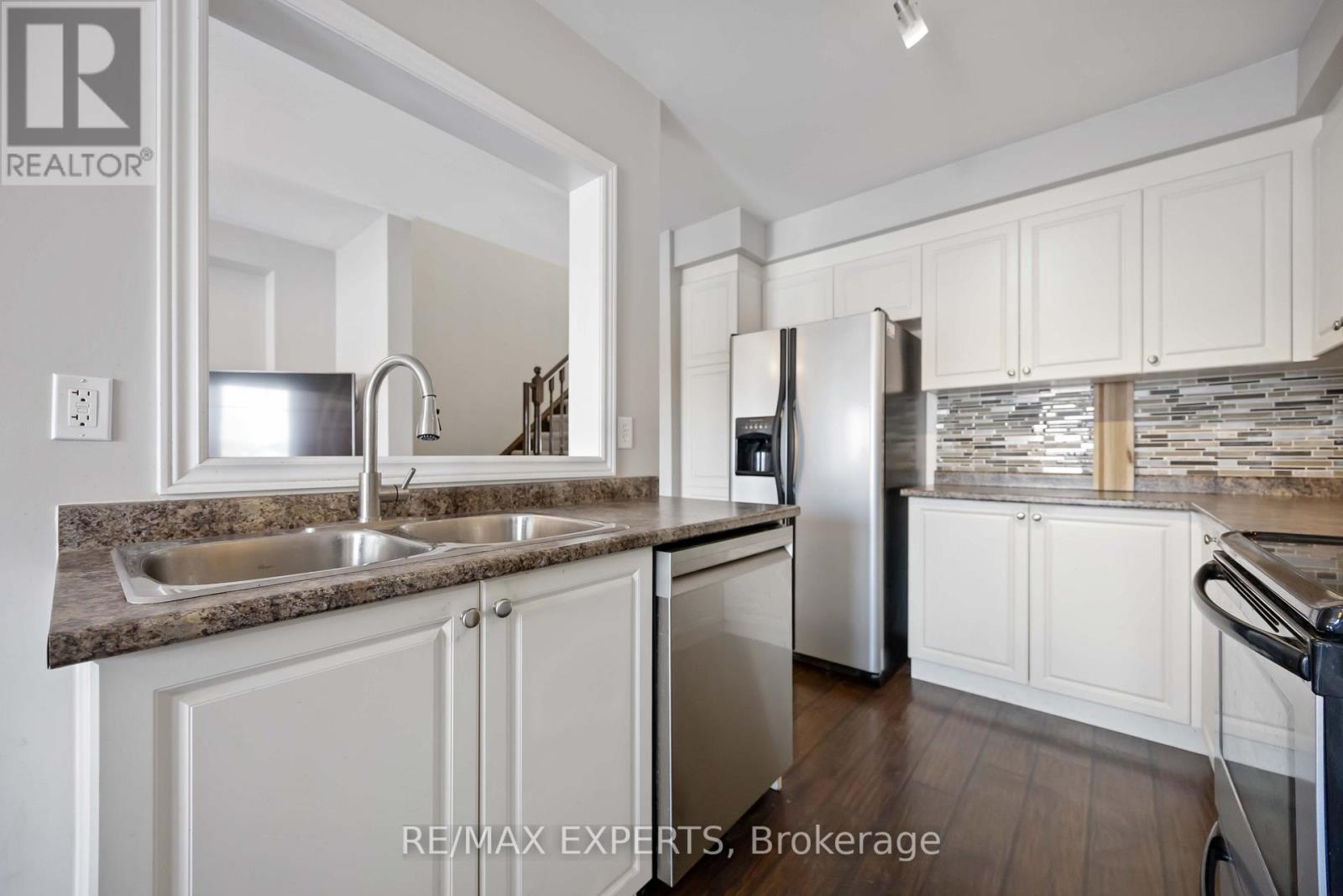 5 Lodestone Lane, Whitchurch-Stouffville, Ontario  L4A 0W6 - Photo 23 - N12724820