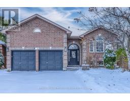 63 MAPLETON AVENUE, Barrie, Ontario