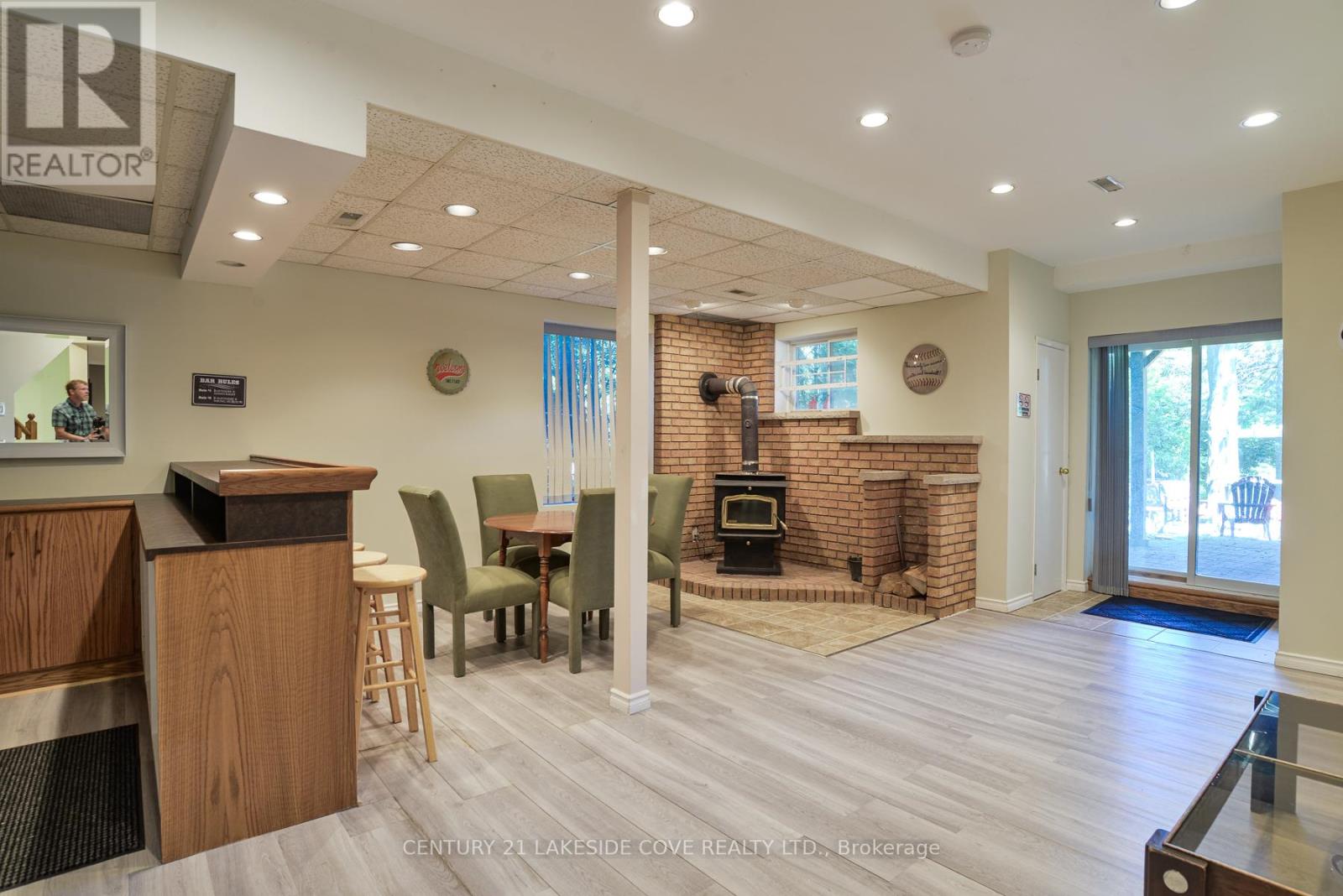 40 Ridge Avenue, Ramara, Ontario  L0K 1B0 - Photo 20 - S12724792