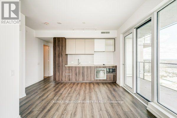 4512 - 7890 Jane Street, Vaughan, Ontario  L4K 0K9 - Photo 8 - N12723894