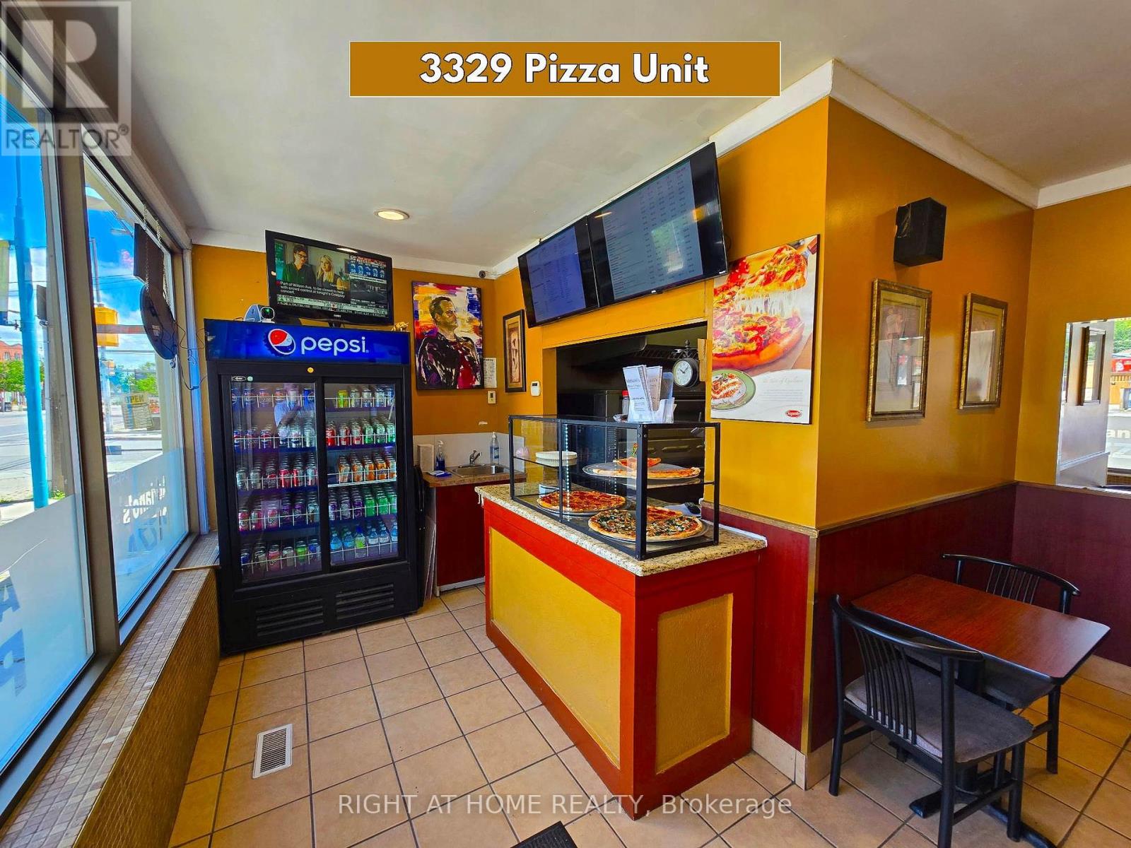 3327 Lakeshore Boulevard W, Toronto, Ontario  M8W 1N1 - Photo 9 - W12721396