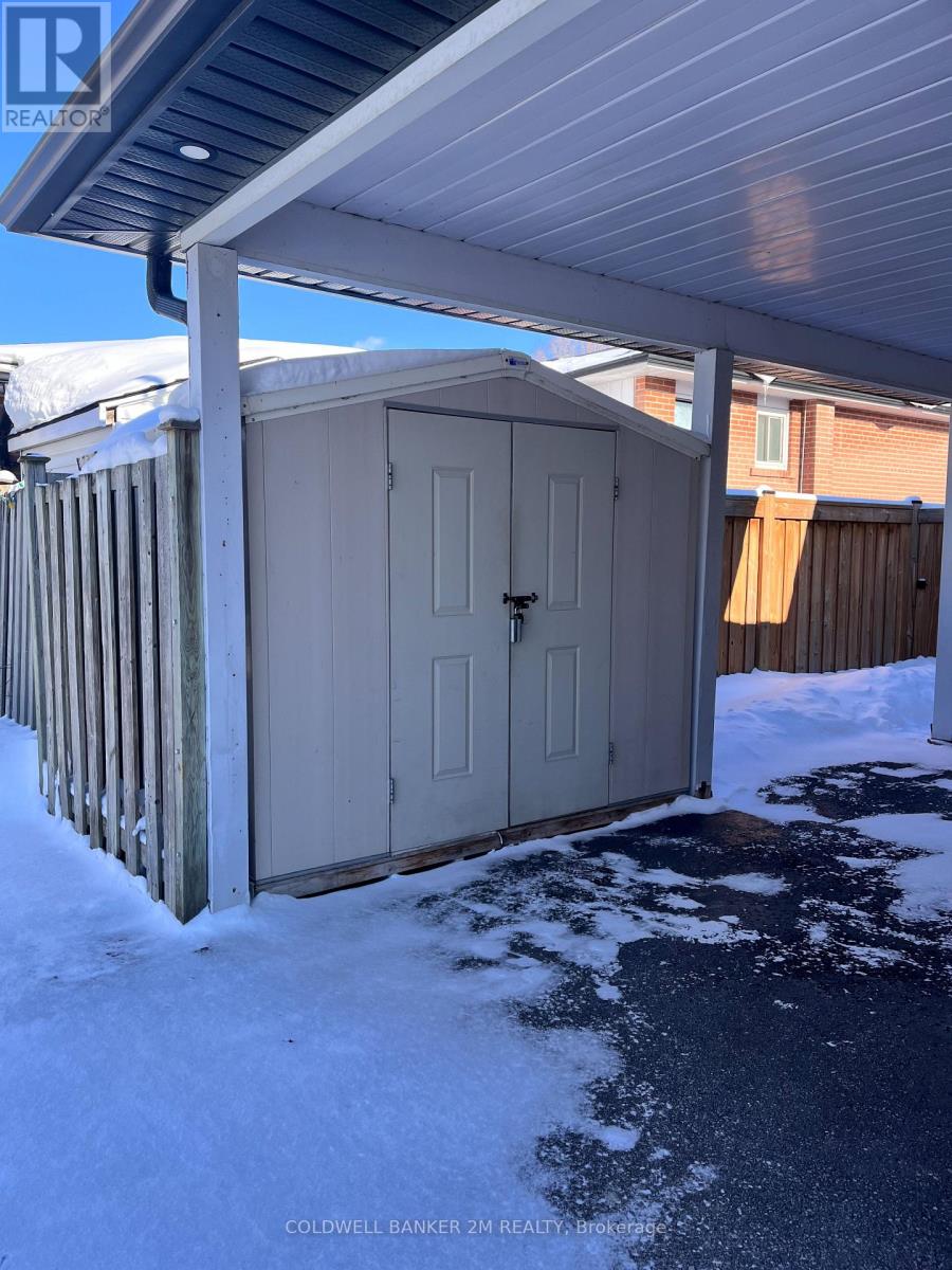 850 Sanok Drive, Pickering, Ontario  L1W 2R2 - Photo 6 - E12723568