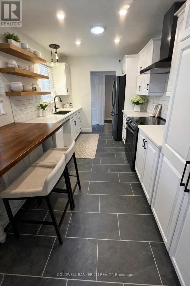 850 Sanok Drive, Pickering, Ontario  L1W 2R2 - Photo 9 - E12723568