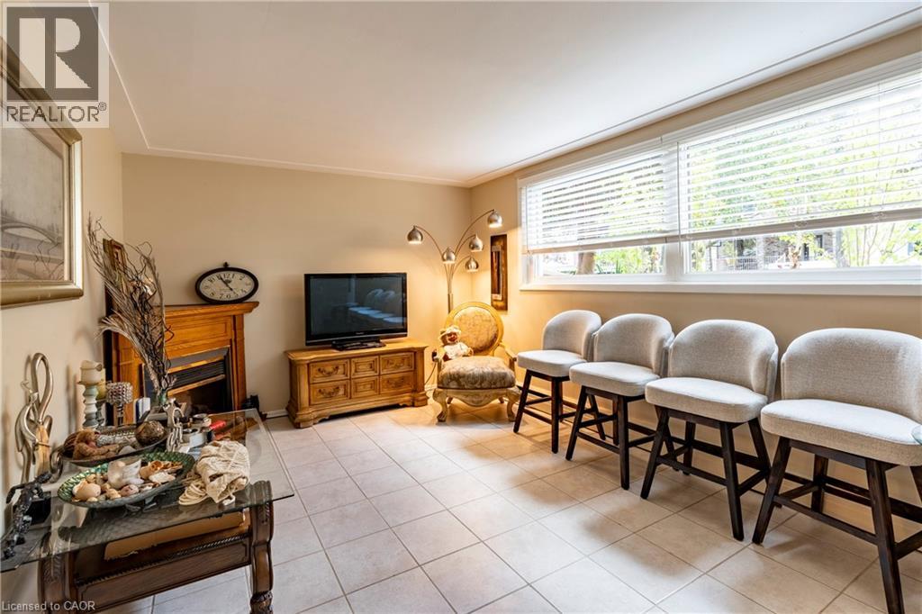 62 Moore Avenue, Kitchener, Ontario  N2H 3S3 - Photo 4 - 40800262