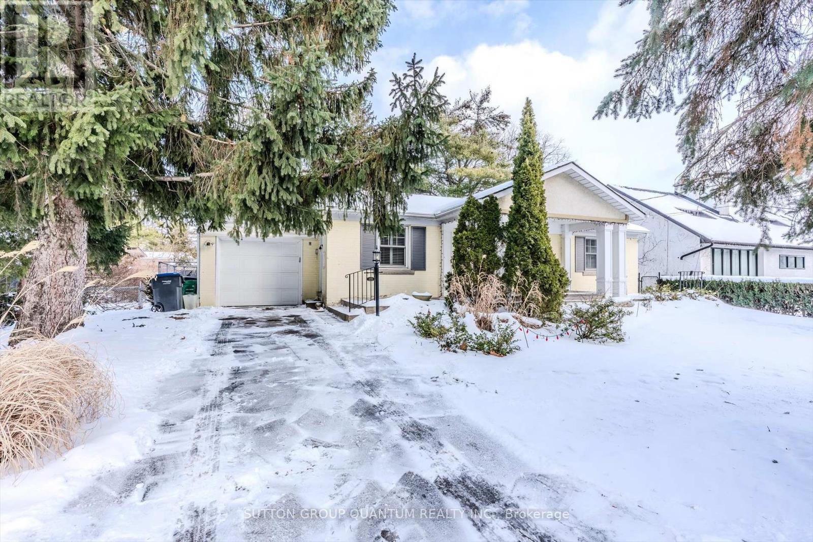 1273 Clarkson Road, Mississauga, Ontario  L5J 2W4 - Photo 3 - W12724688