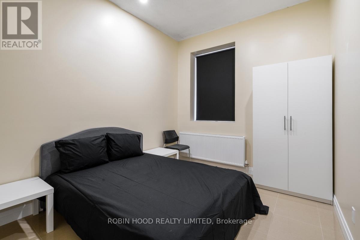 Unit 7 - 3753 Lake Shore Boulevard W, Toronto, Ontario  M8W 1P9 - Photo 7 - W12724698