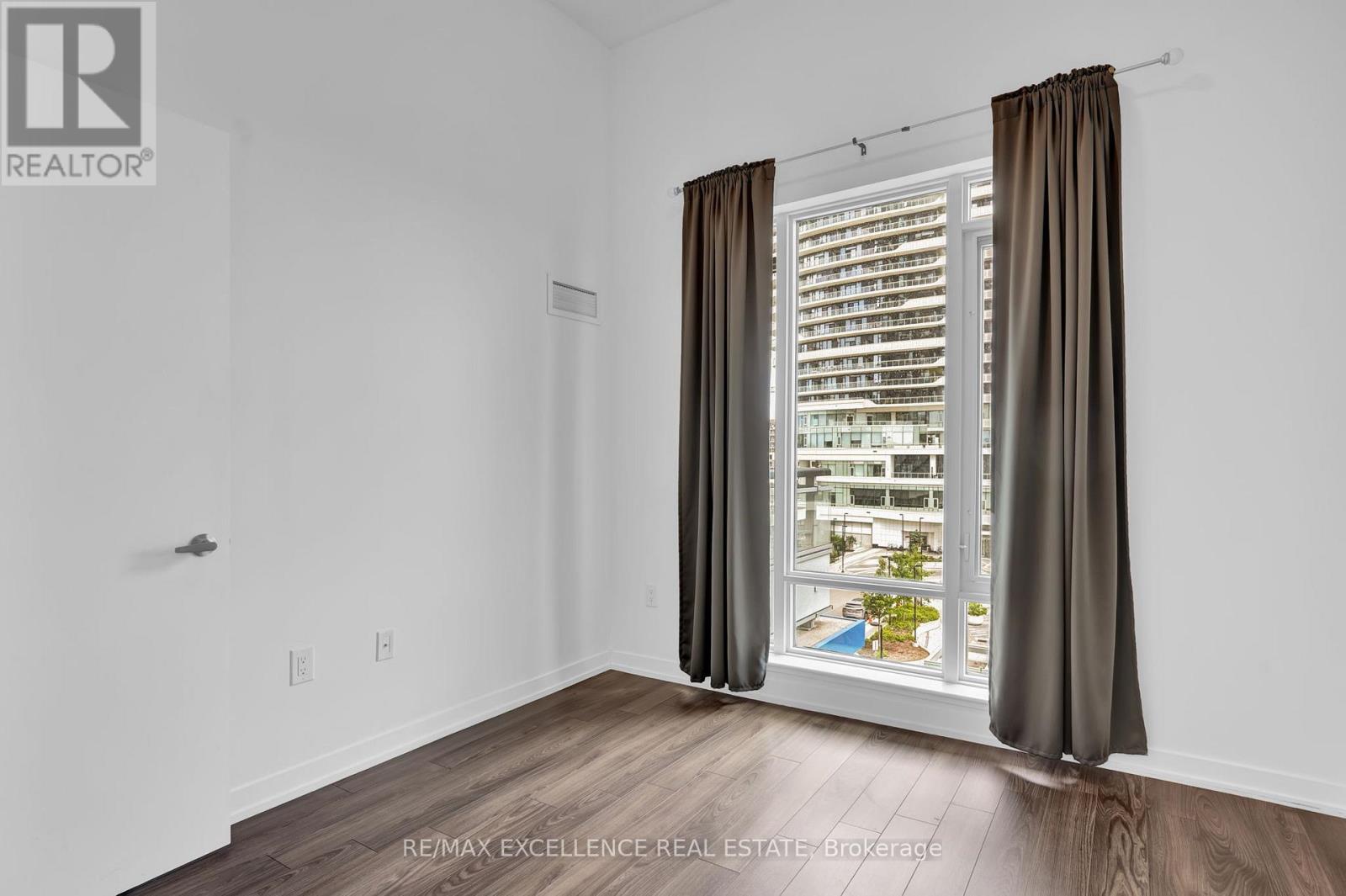 509 - 2560 Eglinton Avenue W, Mississauga, Ontario  L5M 0Y3 - Photo 15 - W12724720