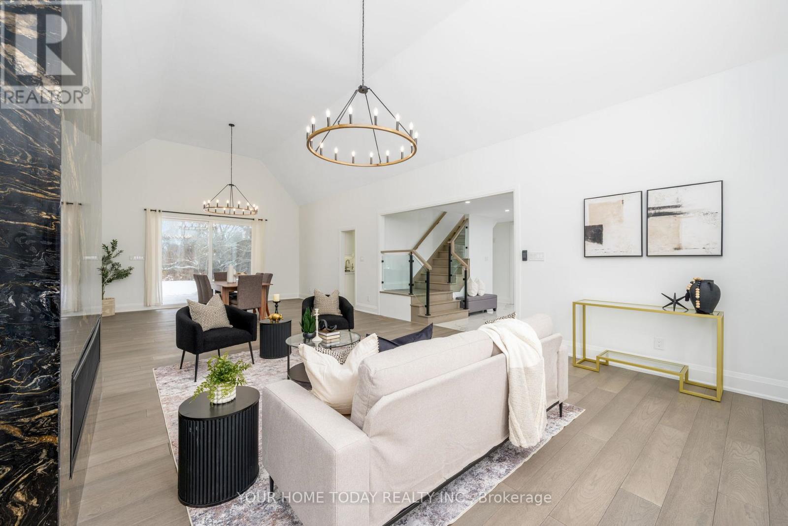 27 Chantelay Crescent, Halton Hills, Ontario  L7G 4S5 - Photo 12 - W12724742