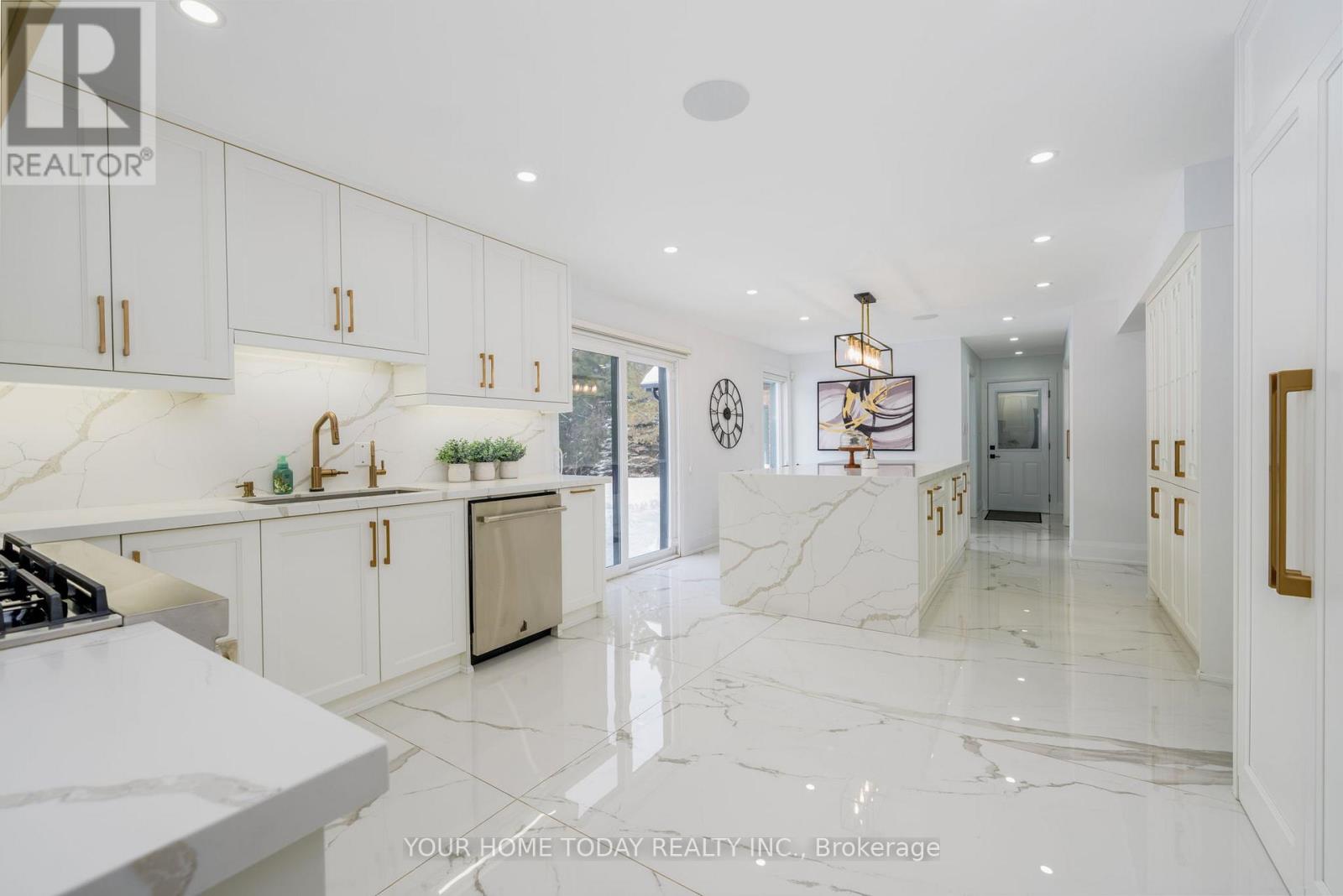 27 Chantelay Crescent, Halton Hills, Ontario  L7G 4S5 - Photo 15 - W12724742