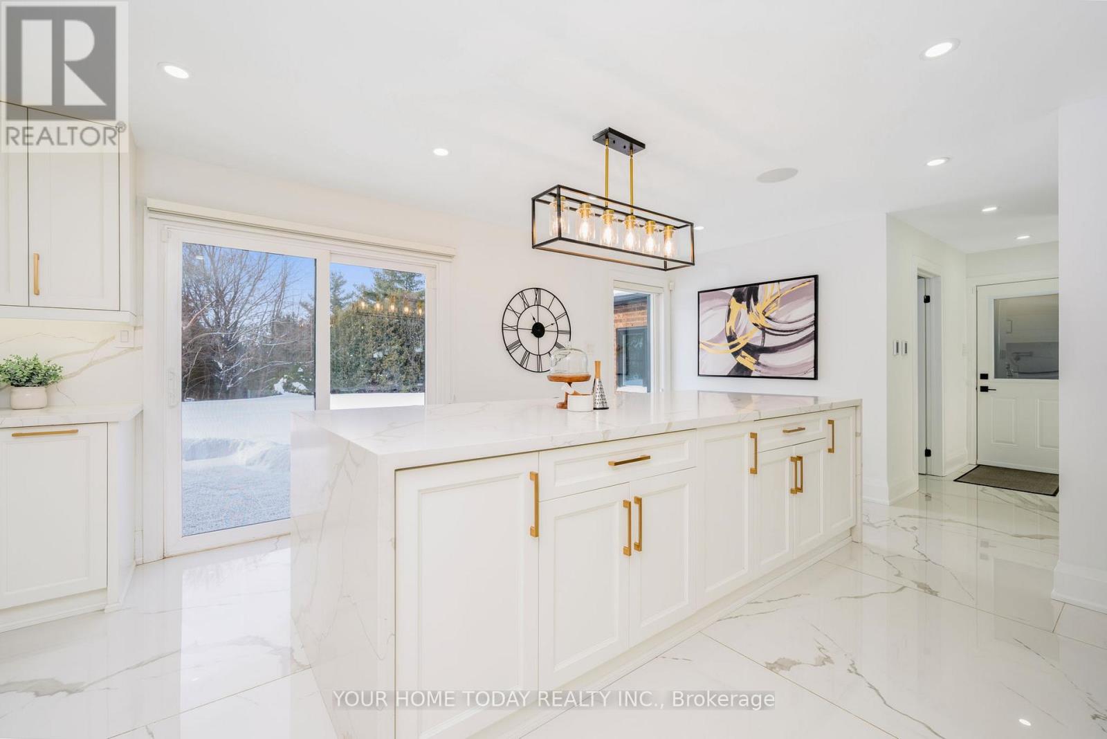 27 Chantelay Crescent, Halton Hills, Ontario  L7G 4S5 - Photo 16 - W12724742