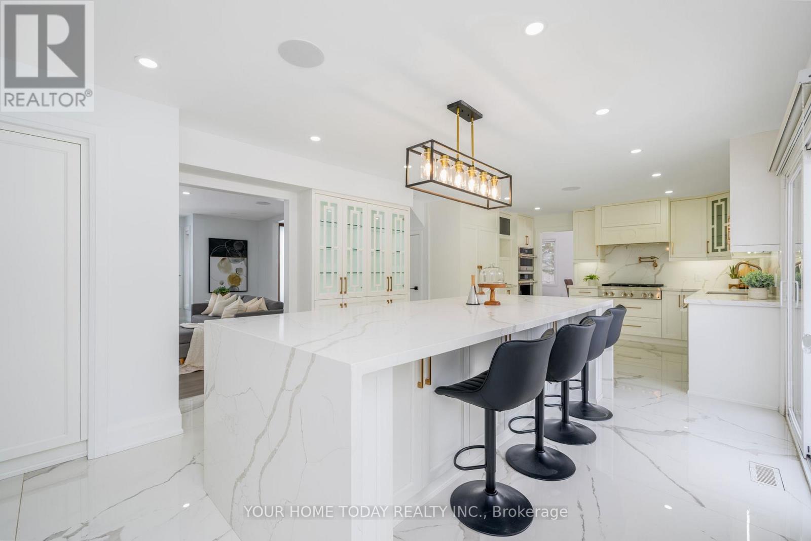 27 Chantelay Crescent, Halton Hills, Ontario  L7G 4S5 - Photo 22 - W12724742