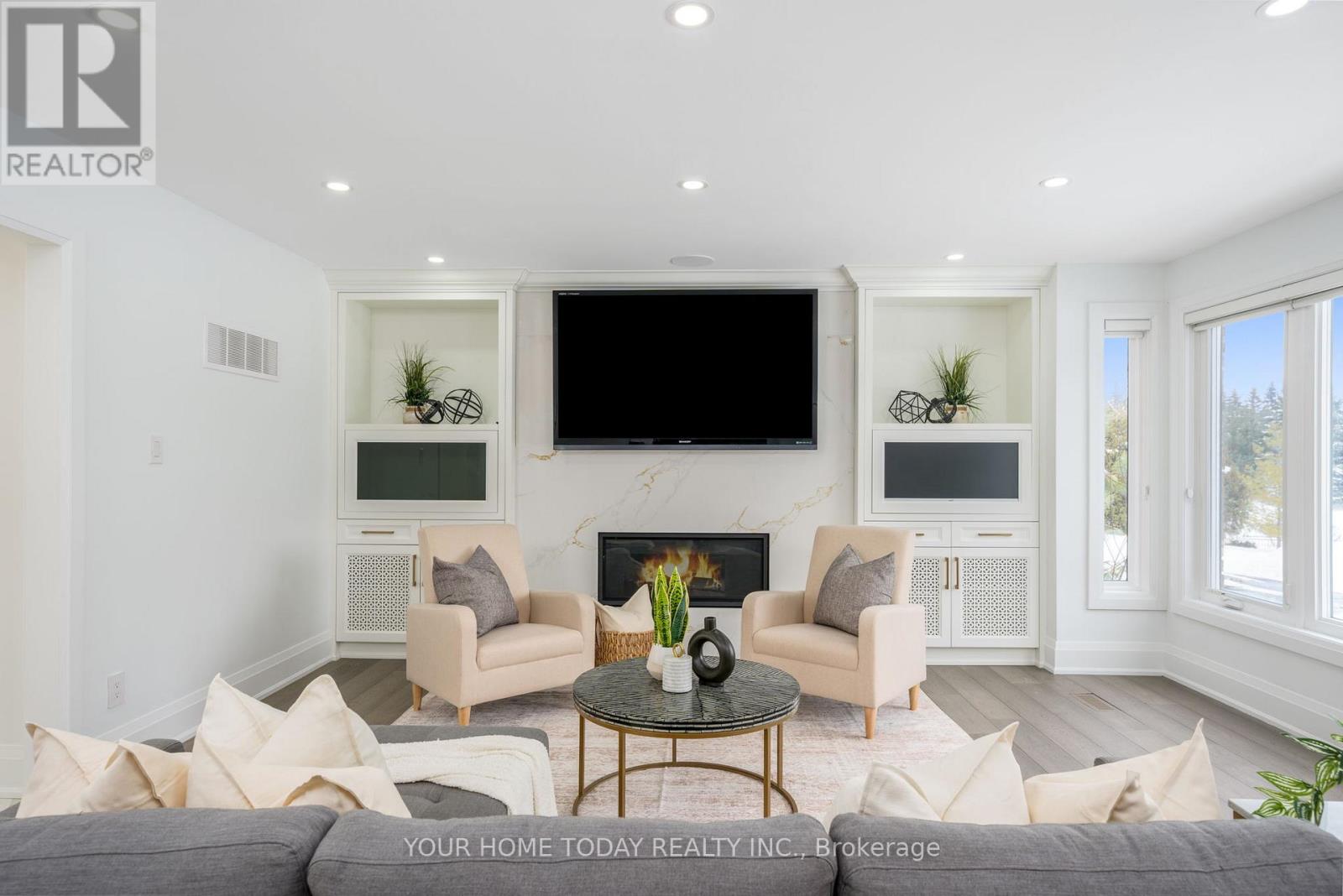 27 Chantelay Crescent, Halton Hills, Ontario  L7G 4S5 - Photo 6 - W12724742