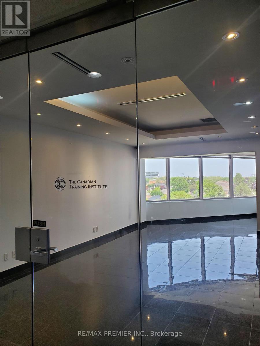 500a - 3200 Dufferin Street, Toronto, Ontario  M6A 2T3 - Photo 5 - W12724748