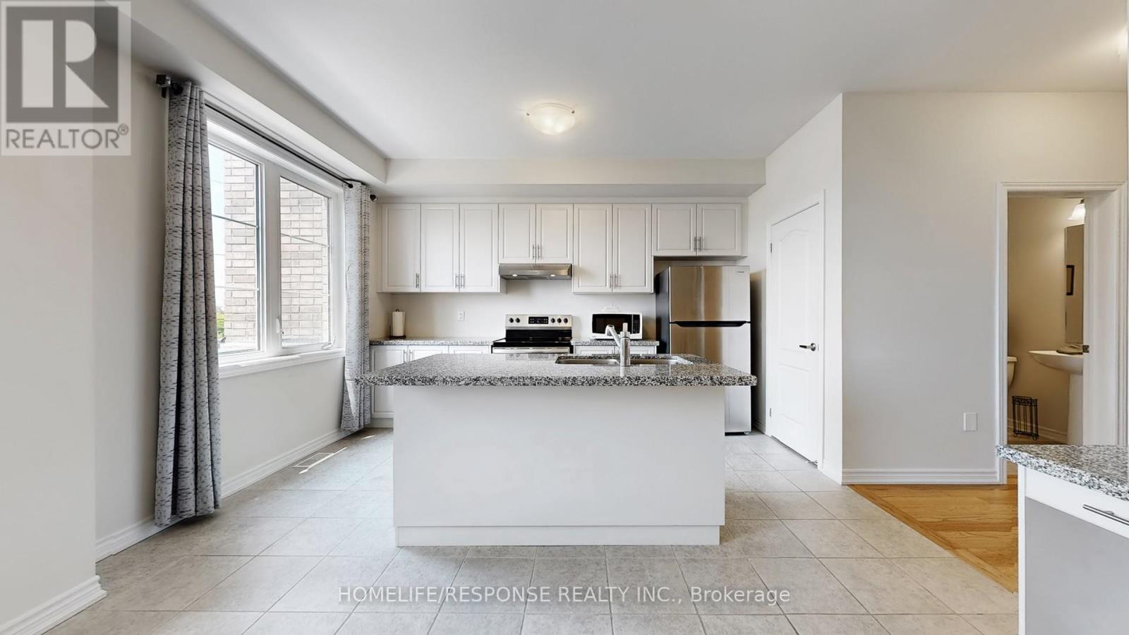 32 Vestry Way, Brampton, Ontario  L5P 4N7 - Photo 13 - W12724764