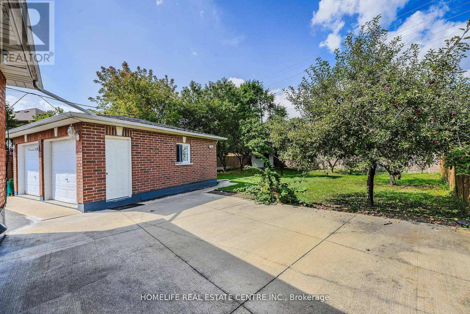 78 Northwood Drive, Brampton, Ontario  L6X 2L2 - Photo 29 - W12724780