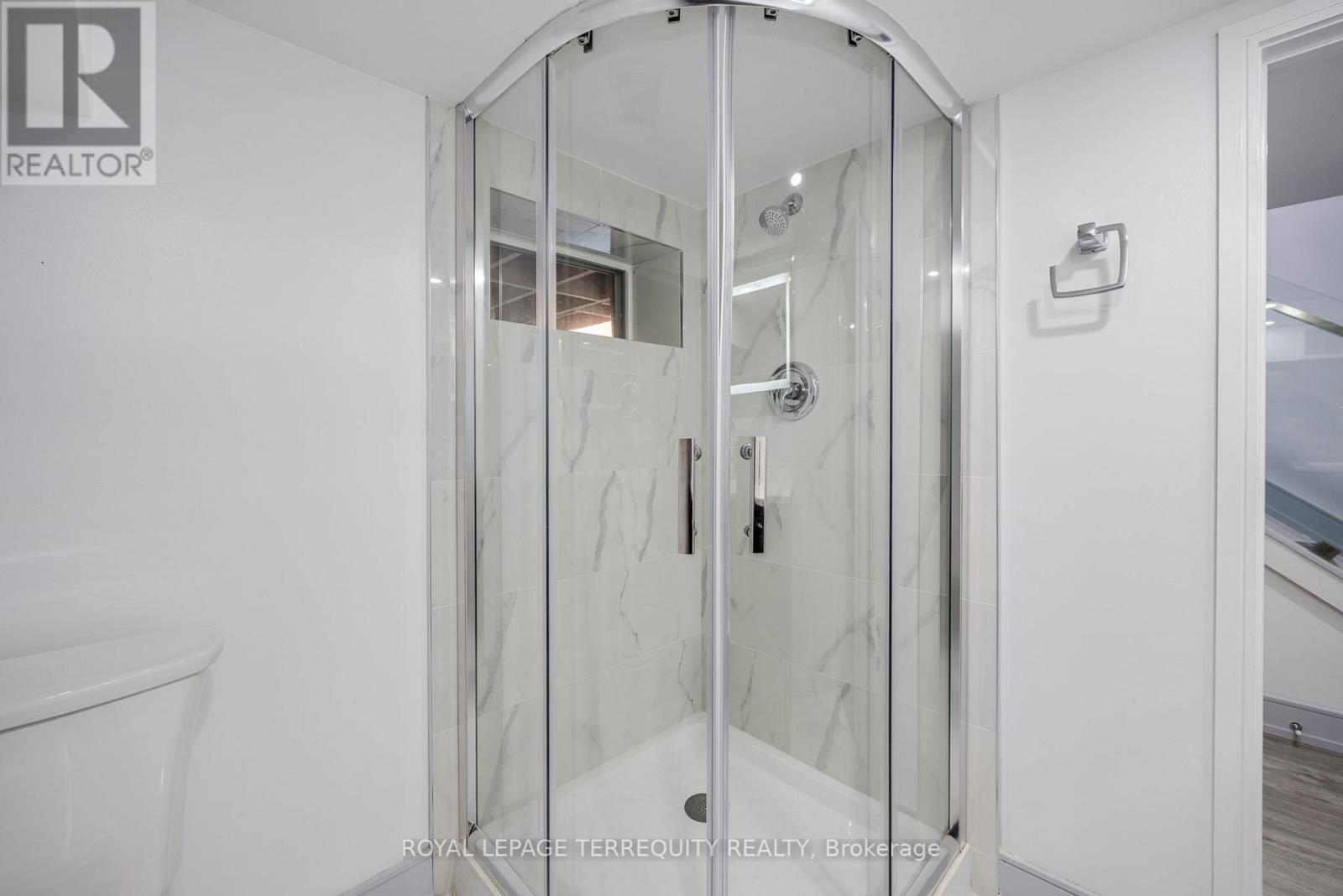 Bsmt - 668 Indian Road, Toronto, Ontario  M6P 2C9 - Photo 17 - W12724836