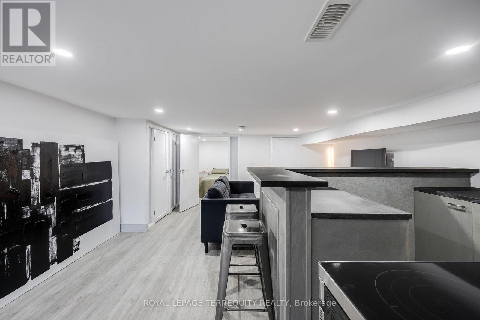 Bsmt - 668 Indian Road, Toronto, Ontario  M6P 2C9 - Photo 7 - W12724836