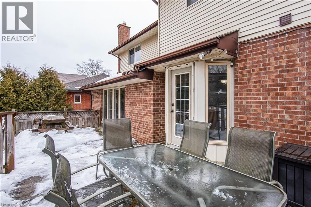 354 Forestlawn Road, Waterloo, Ontario  N2K 3A5 - Photo 37 - 40798504