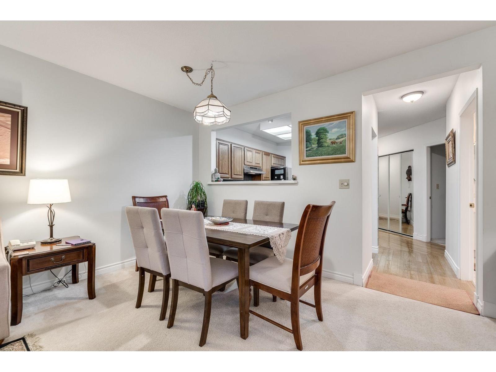 207 1255 Best Street, White Rock, British Columbia  V4B 4E1 - Photo 5 - R3082162