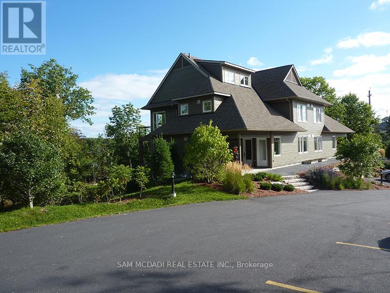 102 - 2 Tree Tops Lane, Huntsville, Ontario  P1H 0B8 - Photo 4 - X12724694