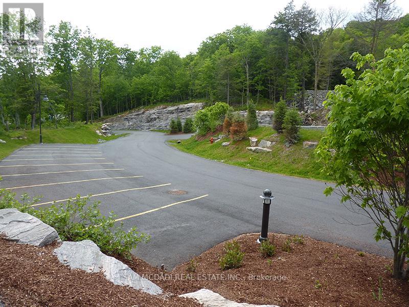 102 - 2 Tree Tops Lane, Huntsville, Ontario  P1H 0B8 - Photo 8 - X12724694